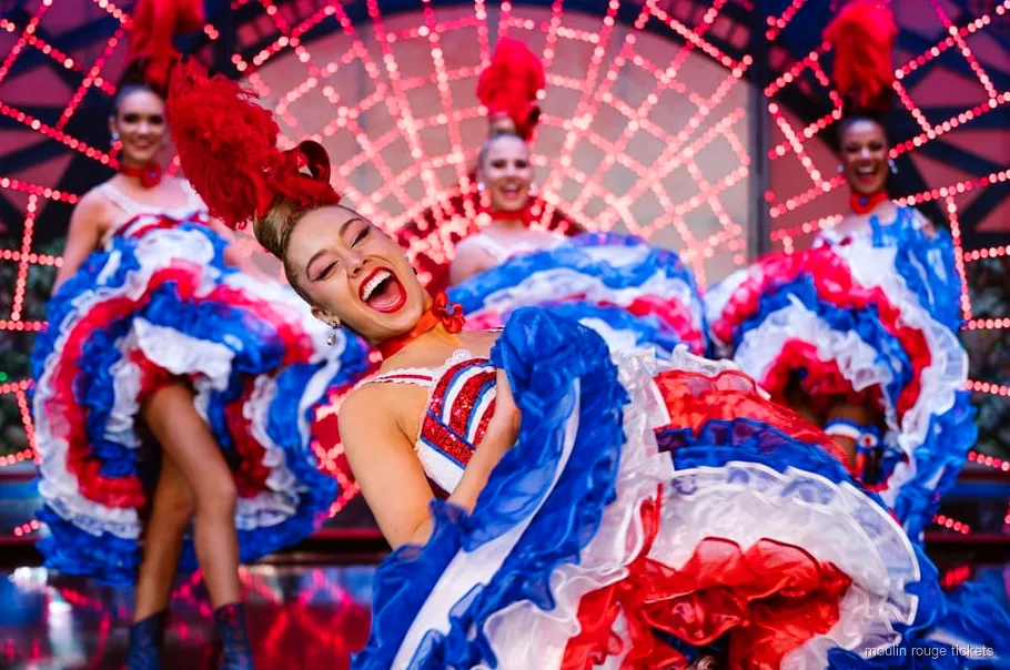 Moulin Rouge dinner show-biljetter med trerätters fransk meny i Paris