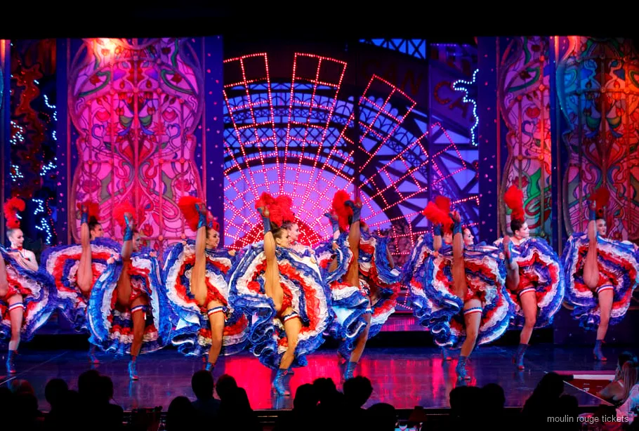 Moulin Rouge-biljetter kombinerade med en Seine-flodkryssning i Paris